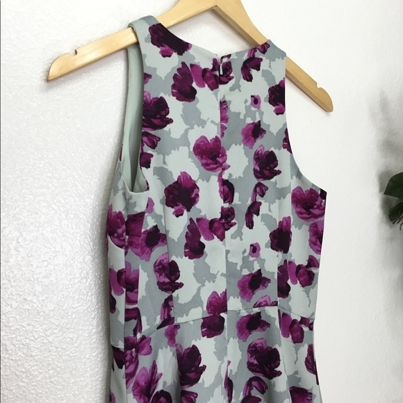 Banana Republic Grey and Purple Floral Dress - Picture 4 of 5